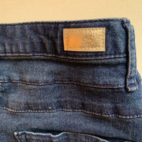 Tokyo Darling Jean Shorts by Aeropostale Sz 2 - Picture 8 of 12